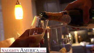 Nakal Amerika - Gracie Glam mendapat semua berpakaian sebelum menunggang cock