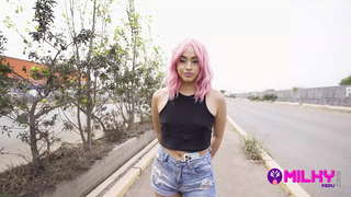 Перуанка не может найти работу в своей стране и вынуждена продавать своё тело за деньги