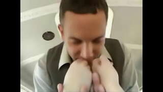 Егит ныл автобусын