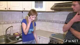 Elég tini bombázó áll póz