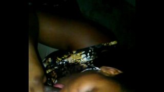 Oženjen Thot Dao Mi Je Glavu U Wc