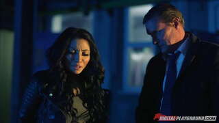 London S A Heroes agus Villains XXX Parody t-Sreath