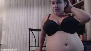 ���ွားမိန်းကလေးအချစ်အချိုပွဲ