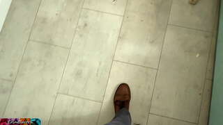 ���มบลอนด์ใหญ่เปลือเลขานุการทำให้เจ้านายเป็น blowjob