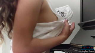 Trẻ viên Uma Jolie cô giáo, tự nhiên cơ thể